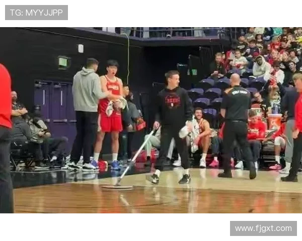 以斯普利特防守回暖仍需破开局 以斯普利特防守回暖仍需破开局